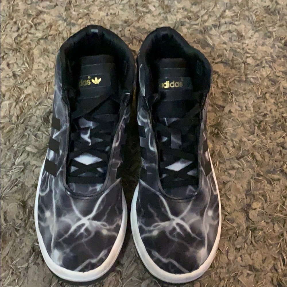 Adidas sneaker